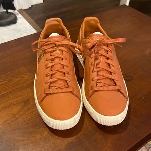 Puma Men's Sneakers in Rust and Cream